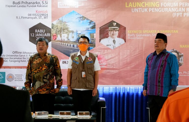 Bupati Garut Buka Seminar Nasional Bencana Hidrometeorologi Sekaligus Launching Forum FPT PRB Jawa Barat di UNIGA